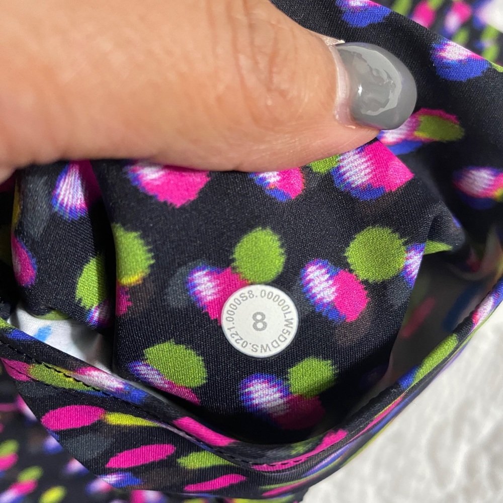 SeaWheeze Fast and Free High-Rise Tight 25"
To The Beat Raspberry Multi - Picture 4 of 5